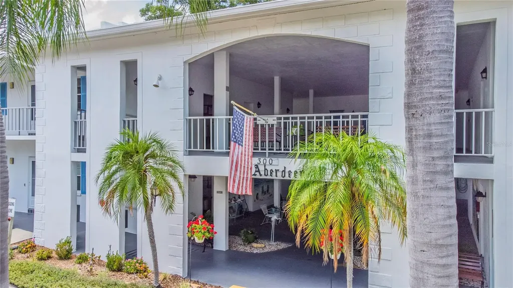 300 Clyde Lane Dunedin FL 34698