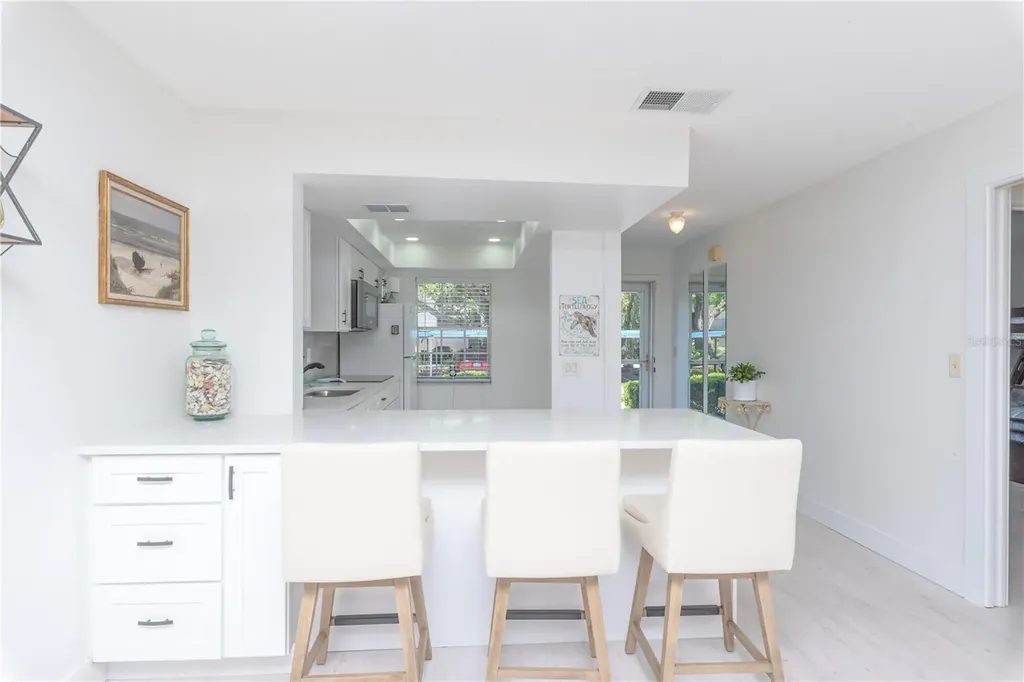 300 Clyde Lane Dunedin FL 34698