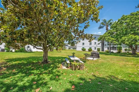 300 Clyde Lane Dunedin FL 34698