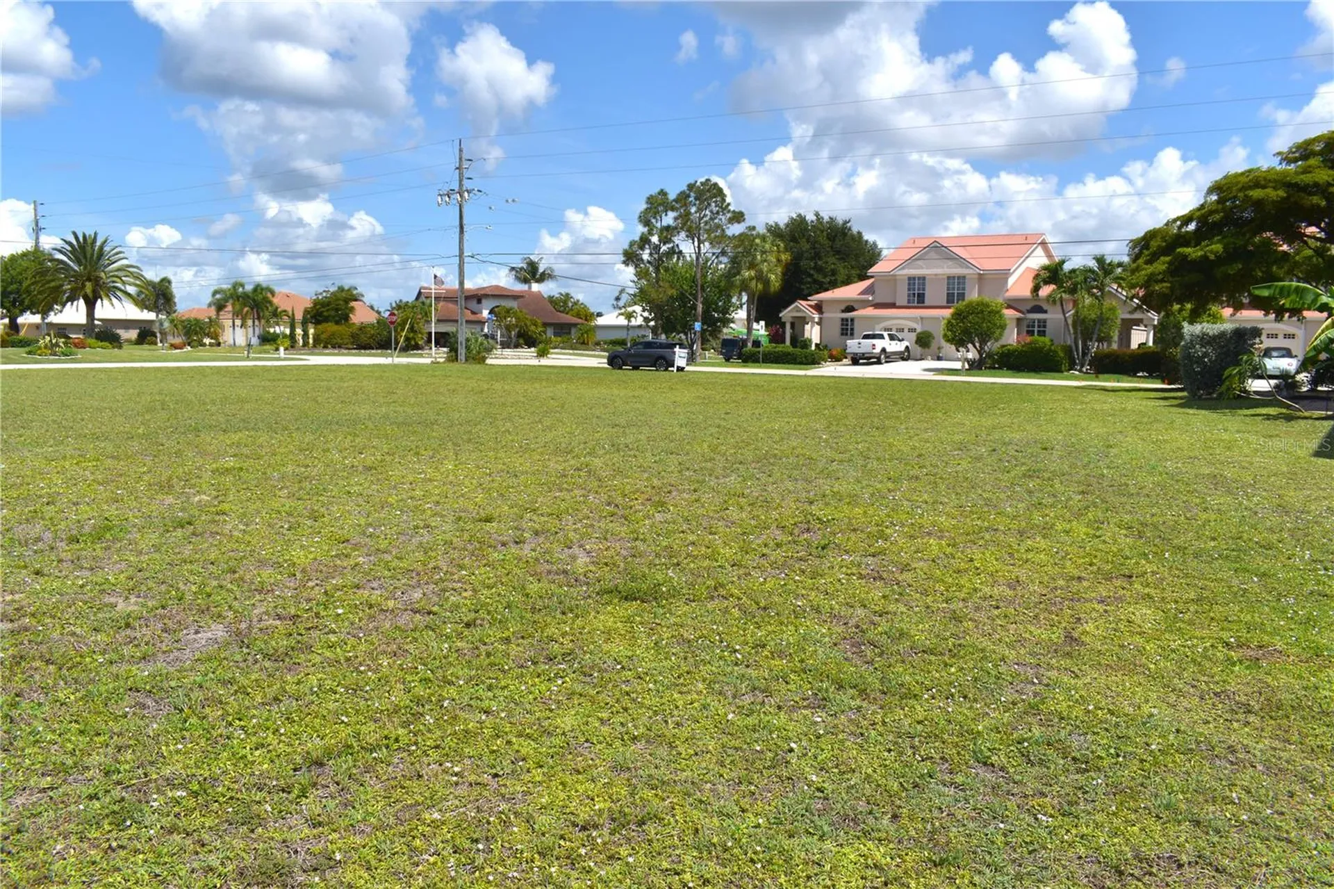 825 Via Tripoli Punta Gorda FL 33950
