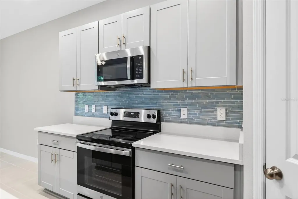6425 Fairmont Lane Palmetto FL 34221
