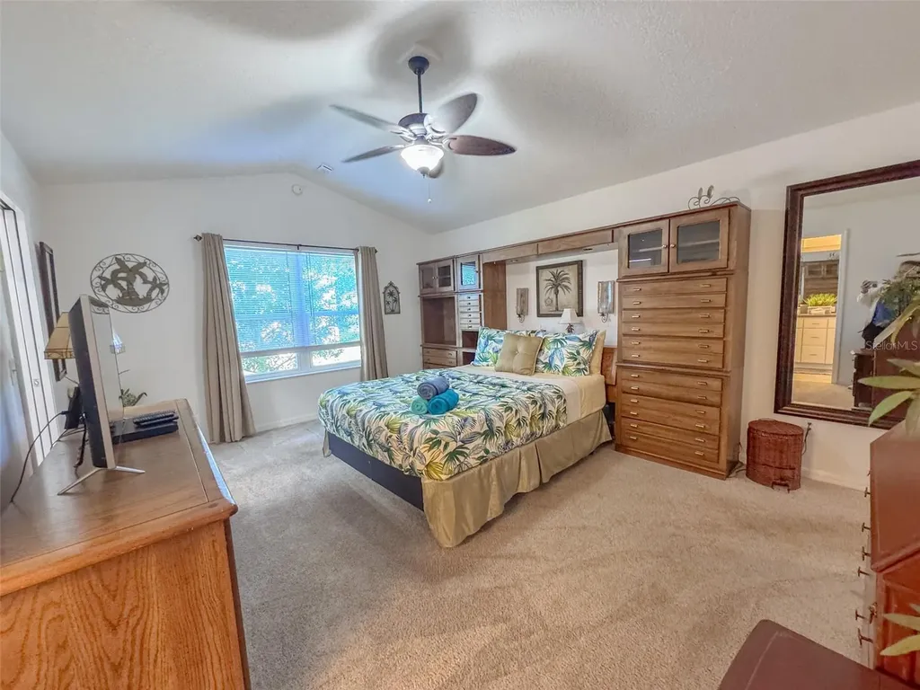 703 Royal Palm Avenue Lady Lake FL 32159