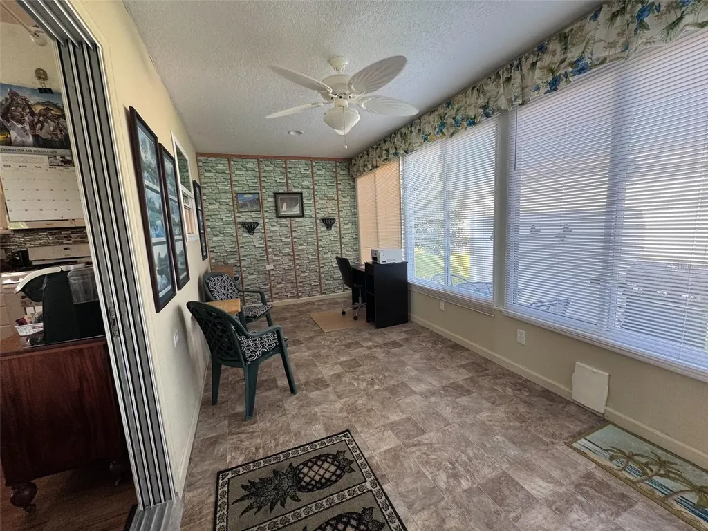 703 Royal Palm Avenue Lady Lake FL 32159