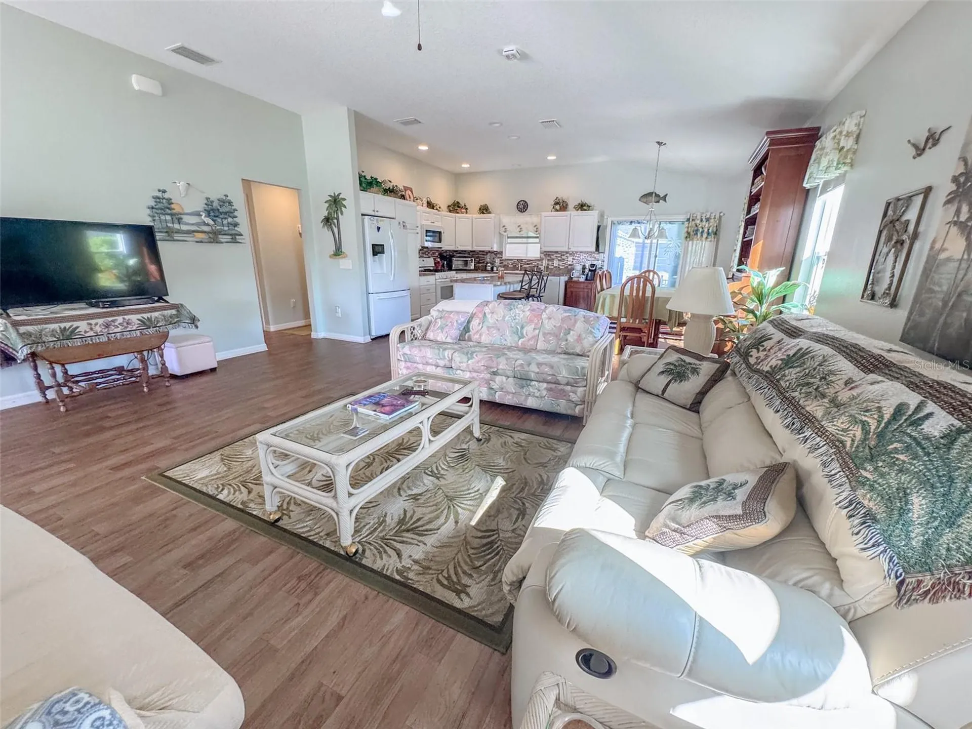 703 Royal Palm Avenue Lady Lake FL 32159