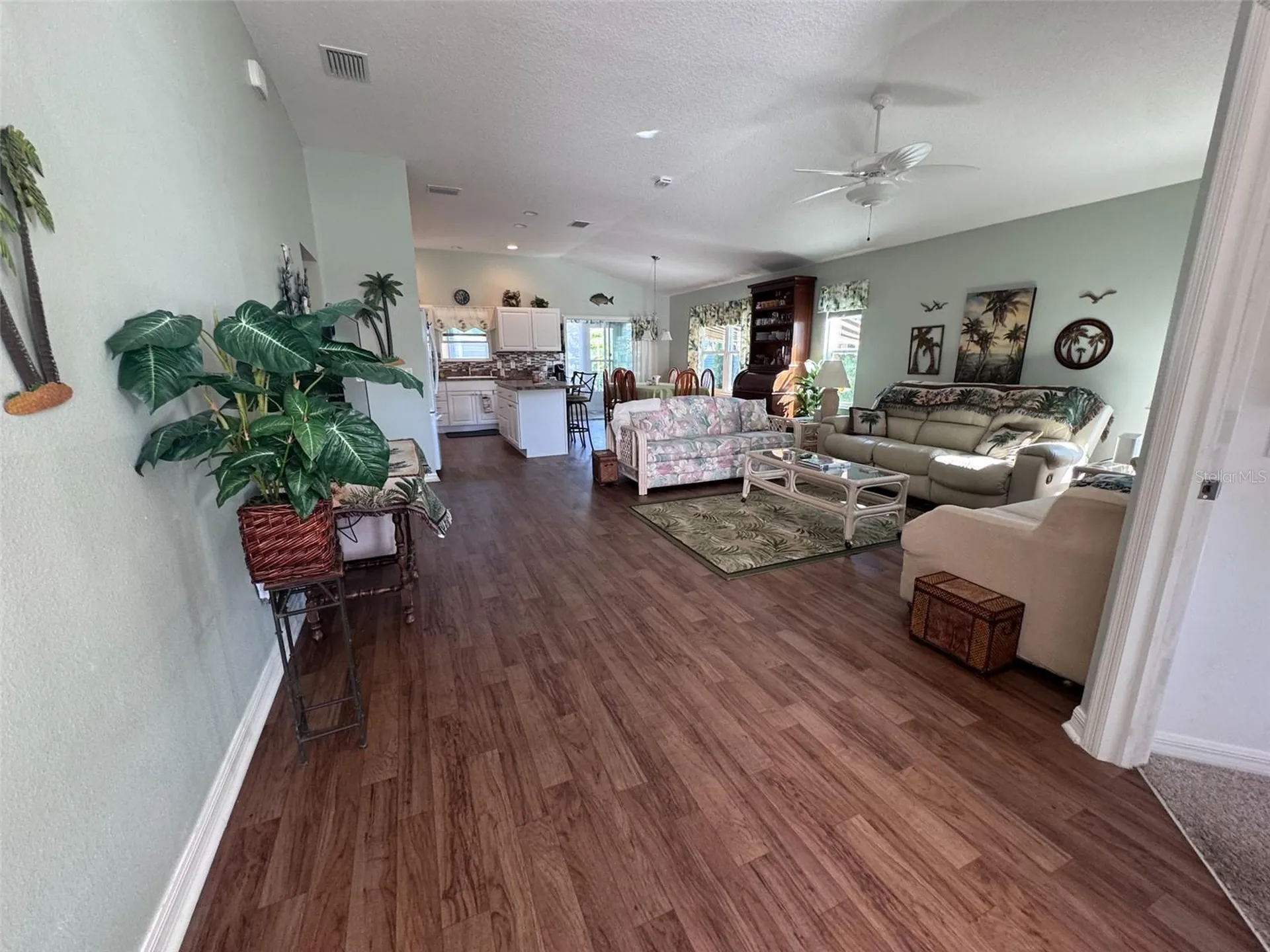 703 Royal Palm Avenue Lady Lake FL 32159
