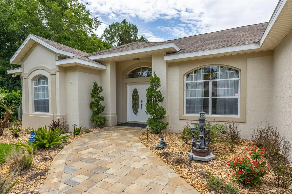 2 Felton Place Palm Coast FL 32137