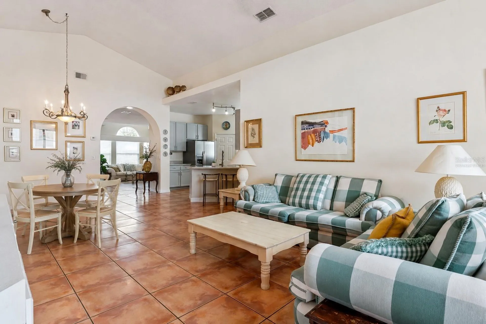 9915 Kona Isle Court Orlando FL 32817