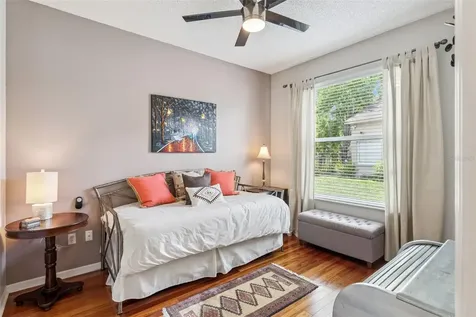 9915 Kona Isle Court Orlando FL 32817