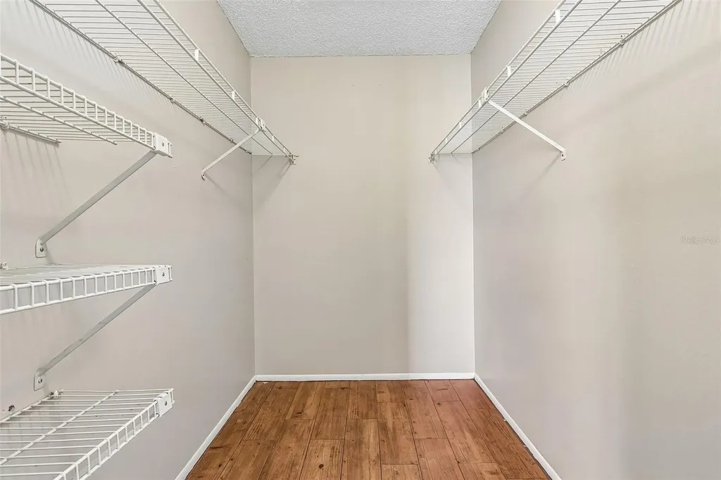 4842 S Semoran Boulevard Orlando FL 32822