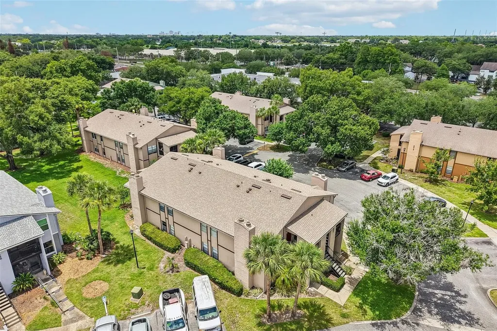 4842 S Semoran Boulevard Orlando FL 32822