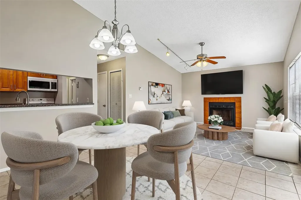 4842 S Semoran Boulevard Orlando FL 32822