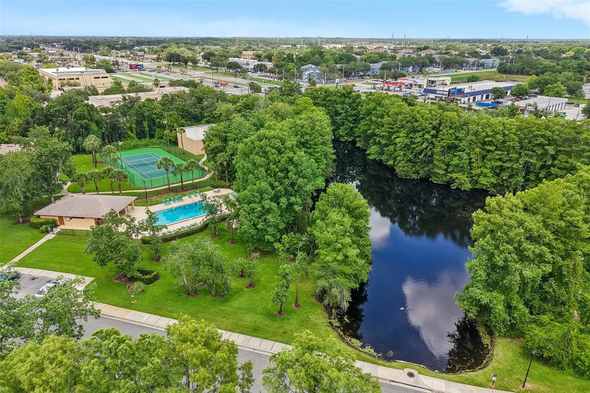 4842 S Semoran Boulevard Orlando FL 32822