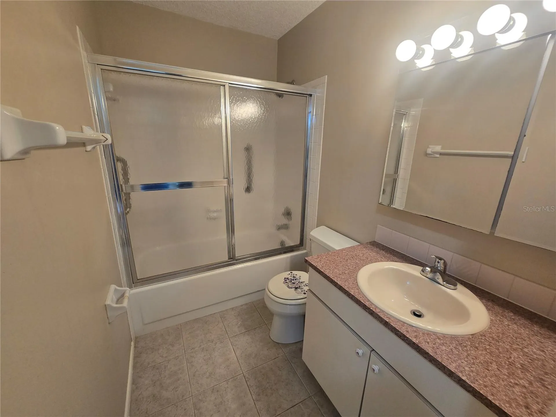 7941 58th Avenue N St Petersburg FL 33709