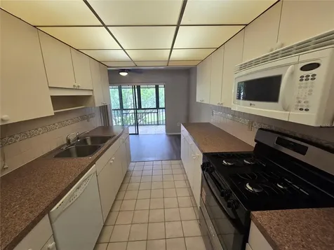 7941 58th Avenue N St Petersburg FL 33709