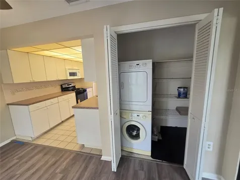 7941 58th Avenue N St Petersburg FL 33709