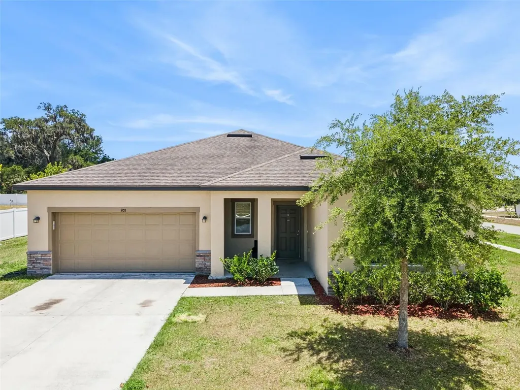 903 Shimmering Oaks Lane Seffner FL 33584