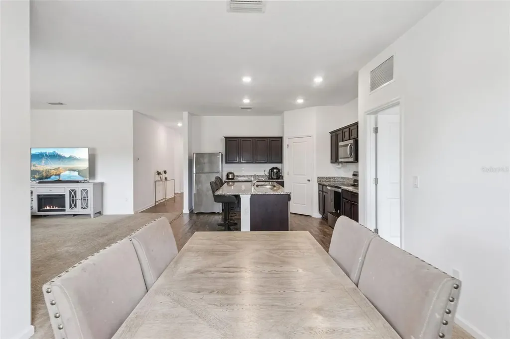 903 Shimmering Oaks Lane Seffner FL 33584