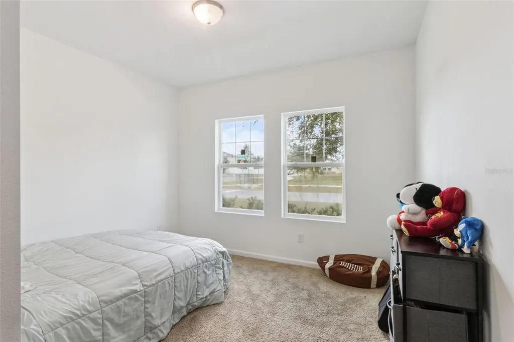 903 Shimmering Oaks Lane Seffner FL 33584