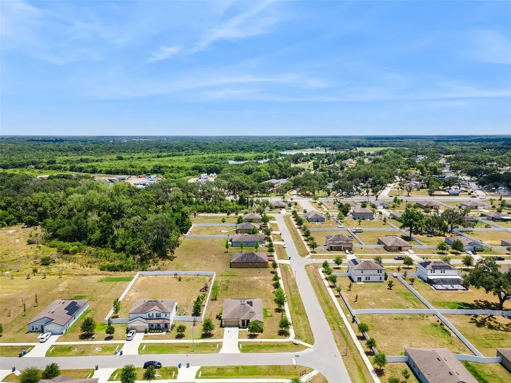 903 Shimmering Oaks Lane Seffner FL 33584