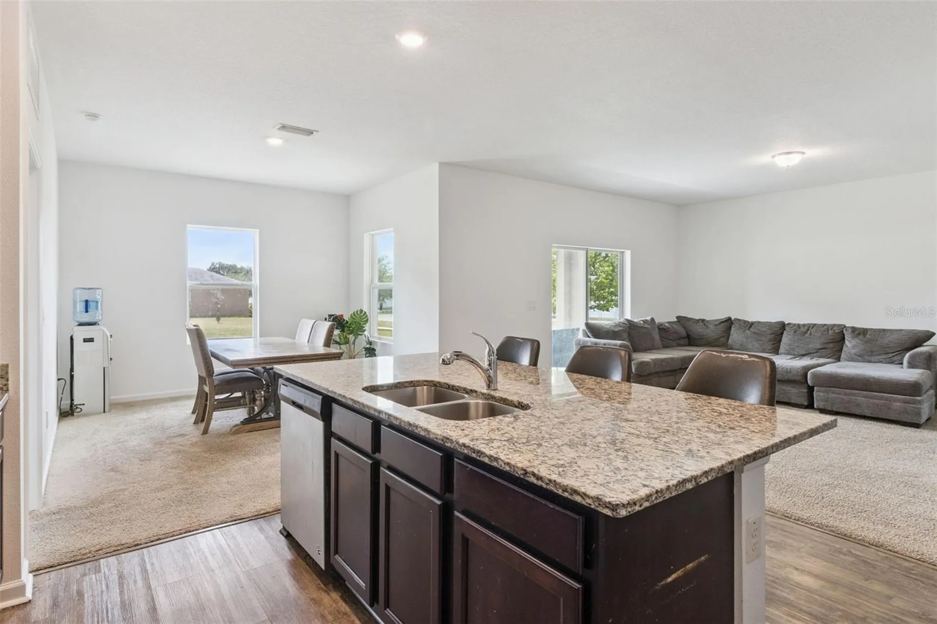 903 Shimmering Oaks Lane Seffner FL 33584