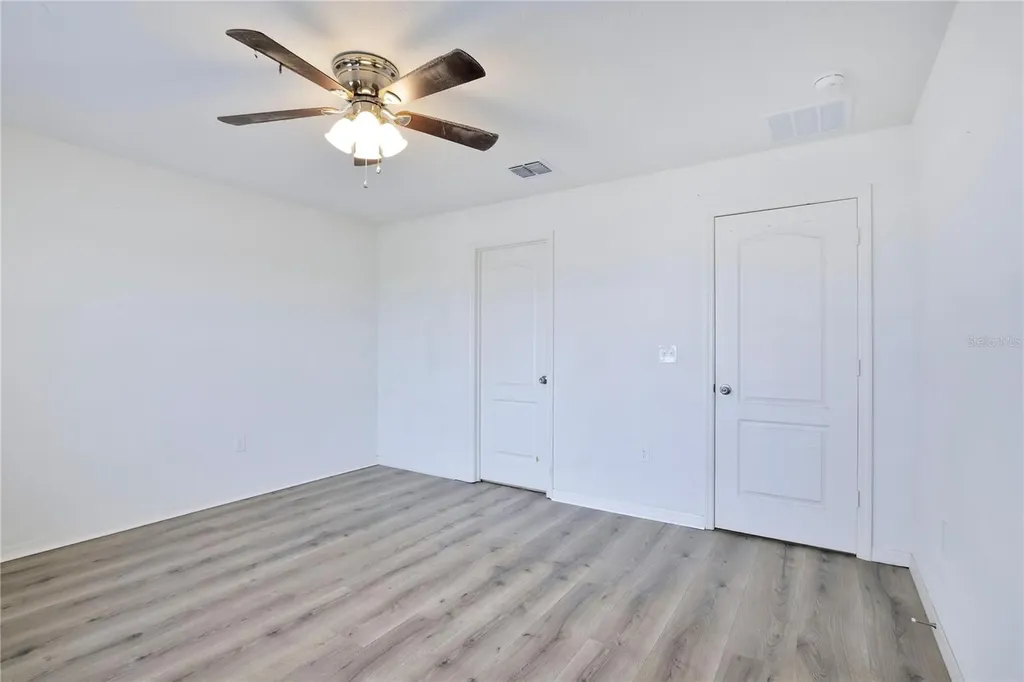 2465 Begonia Street Mascotte FL 34753