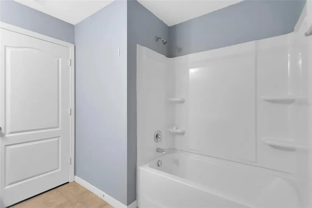 2465 Begonia Street Mascotte FL 34753