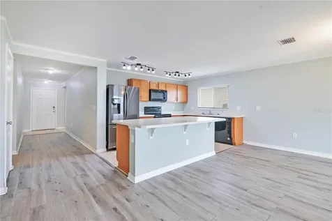 2465 Begonia Street Mascotte FL 34753