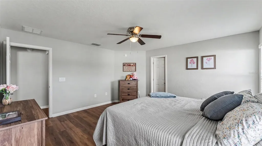 2025 Harvest Landing Circle Lakeland FL 33810