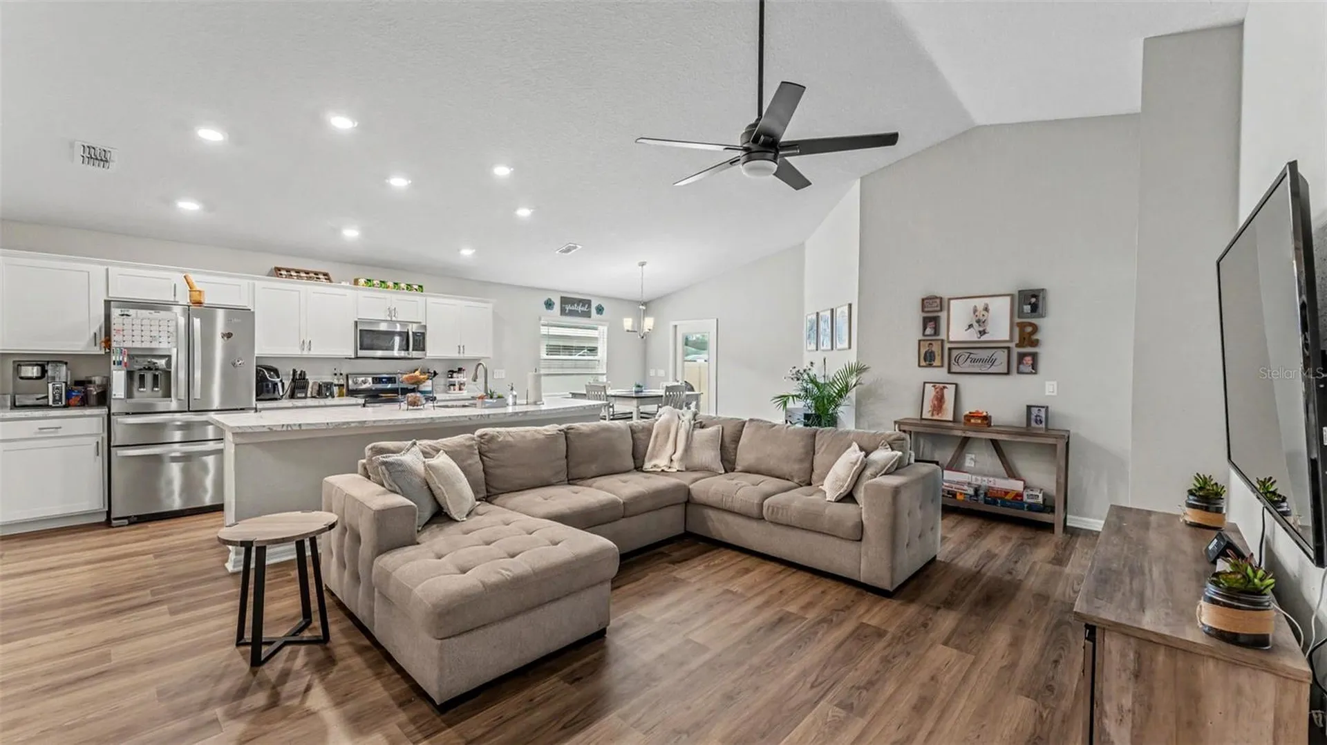 2025 Harvest Landing Circle Lakeland FL 33810