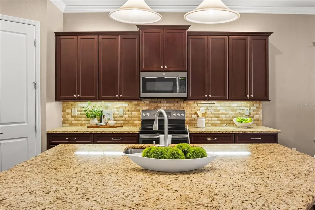 6055 Stoney Creek Place Lakeland FL 33811