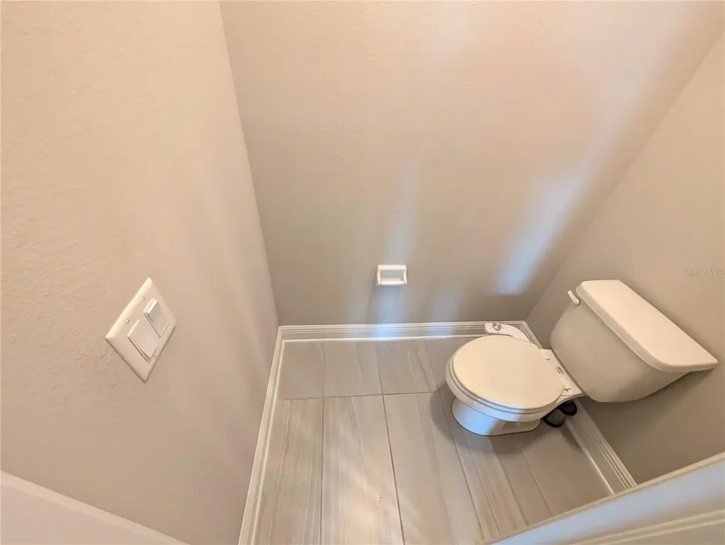 11451 Crowned Sparrow Lane Tampa FL 33626
