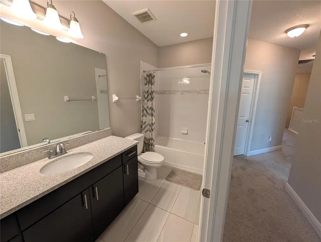 11451 Crowned Sparrow Lane Tampa FL 33626