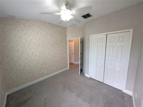 11451 Crowned Sparrow Lane Tampa FL 33626