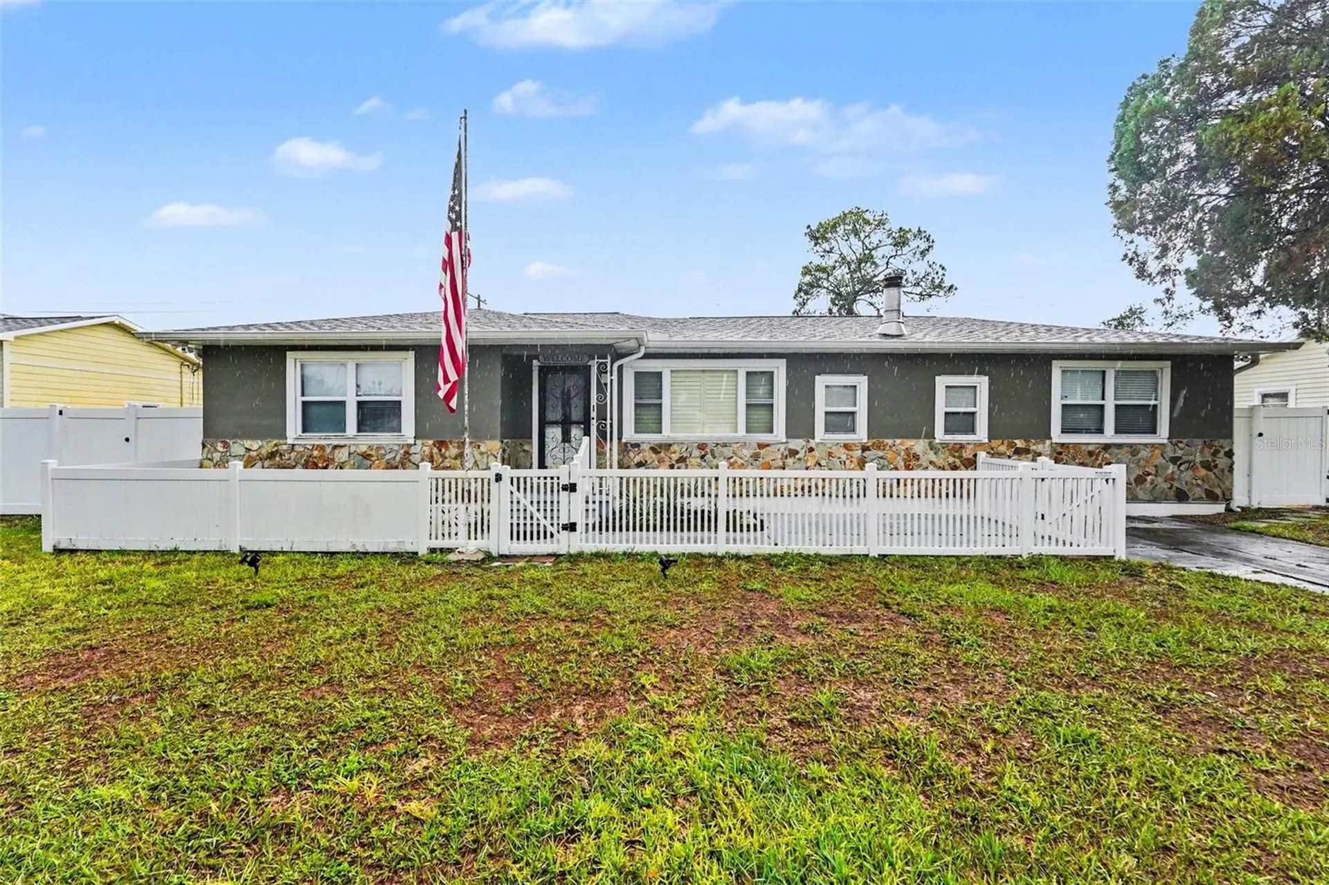 6242 5th Avenue N St Petersburg FL 33710