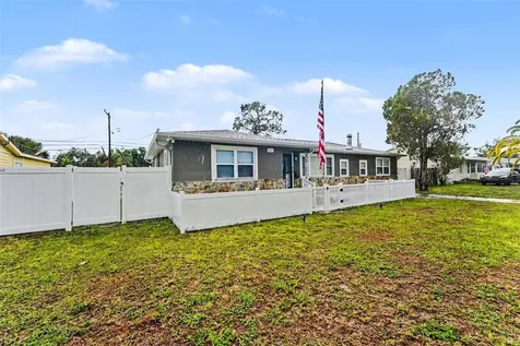 6242 5th Avenue N St Petersburg FL 33710