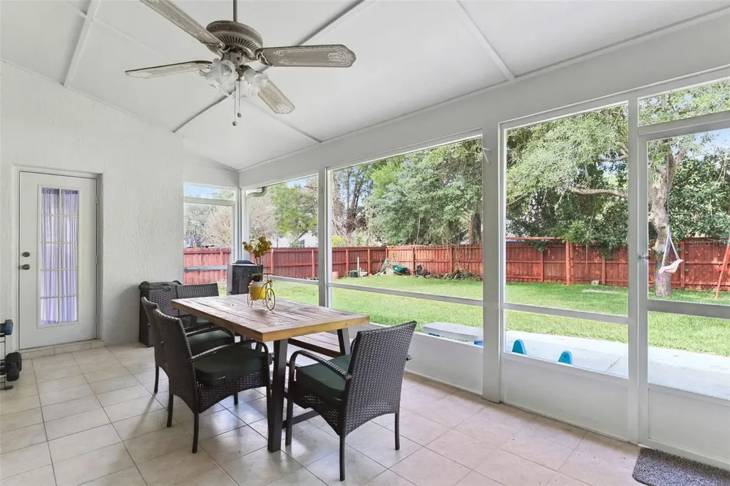 3883 Kingston Oaks Cove Oviedo FL 32765