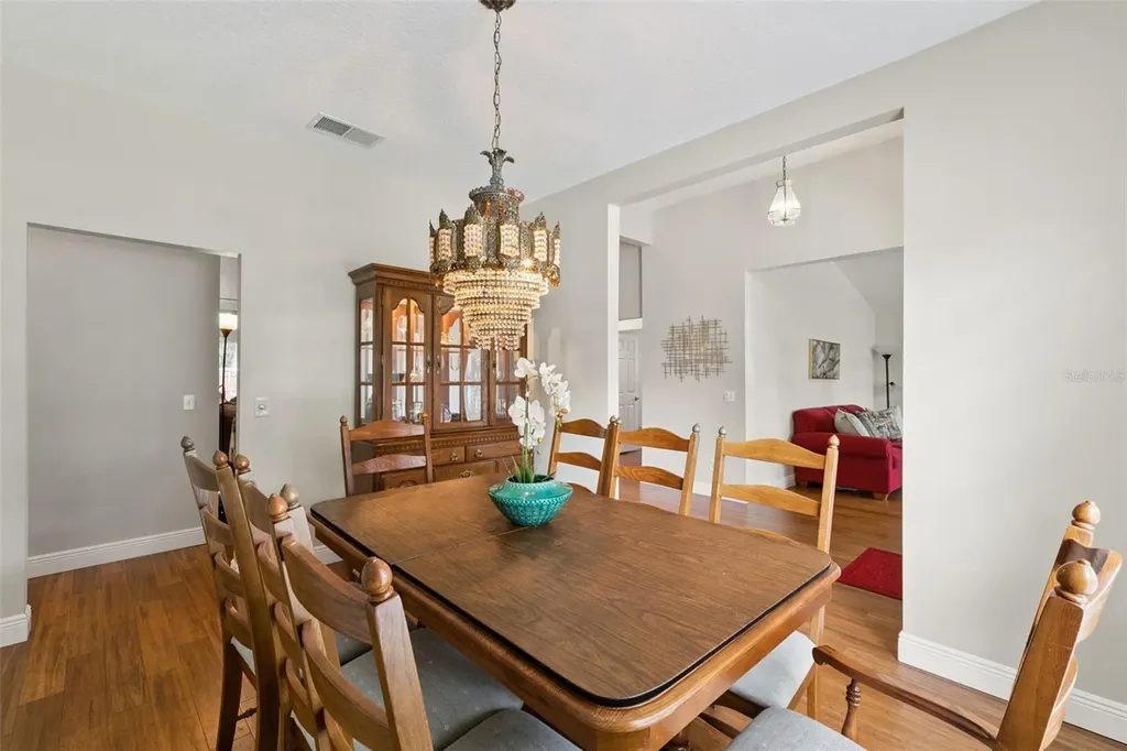 3883 Kingston Oaks Cove Oviedo FL 32765
