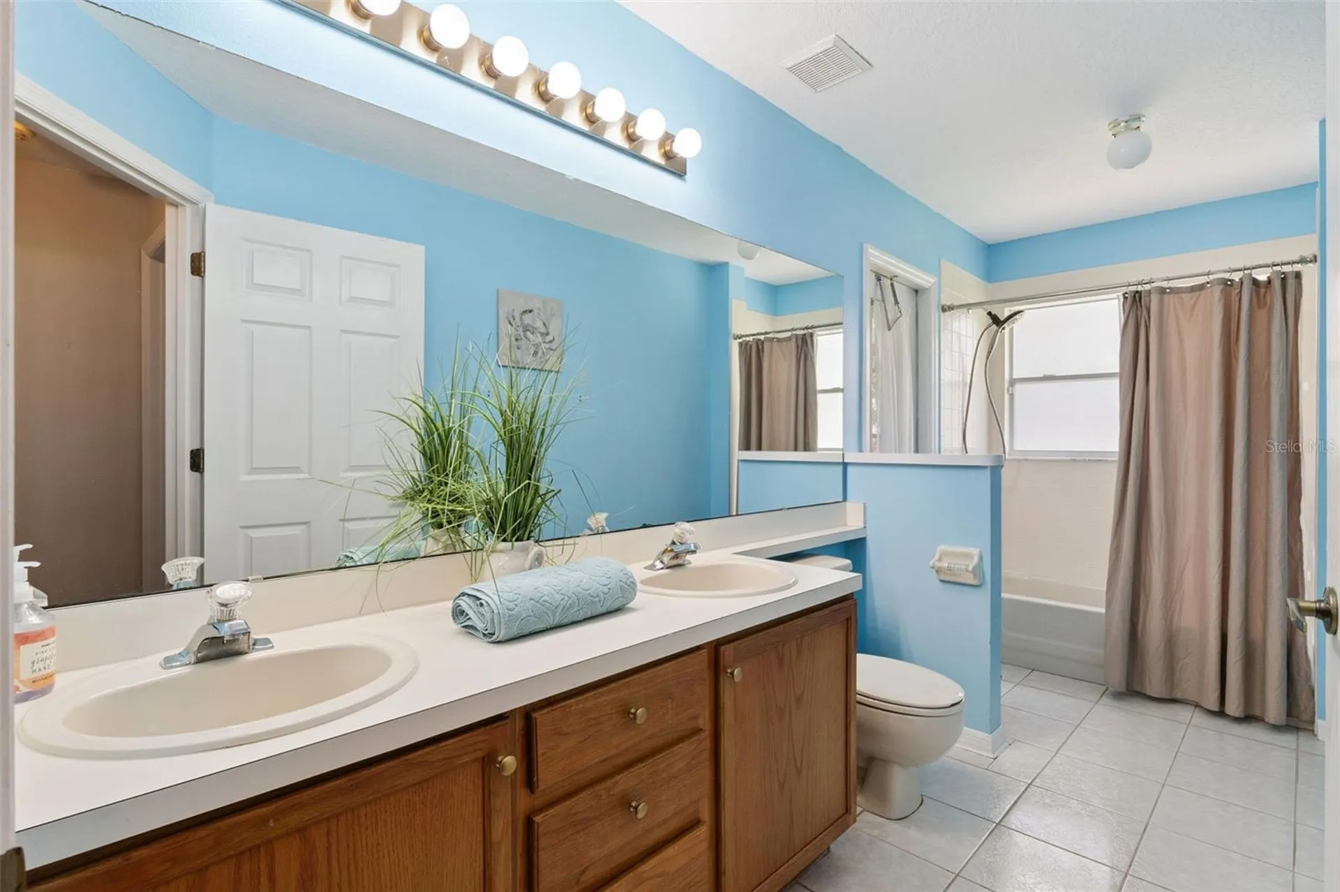 3883 Kingston Oaks Cove Oviedo FL 32765