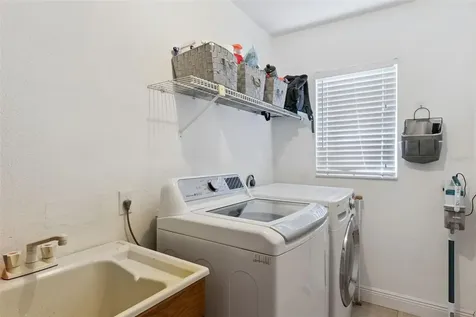 3883 Kingston Oaks Cove Oviedo FL 32765