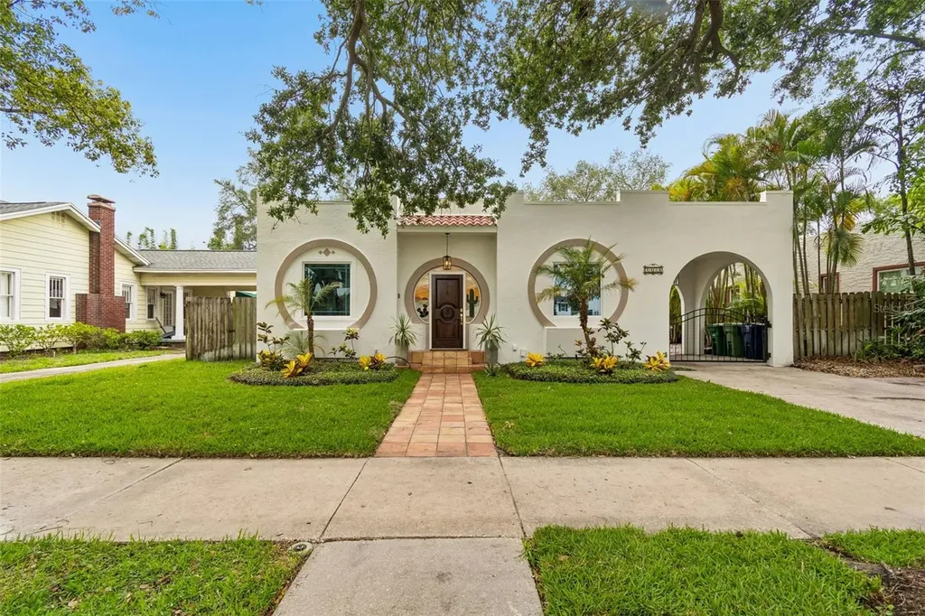 2434 W Prospect Road Tampa FL 33629