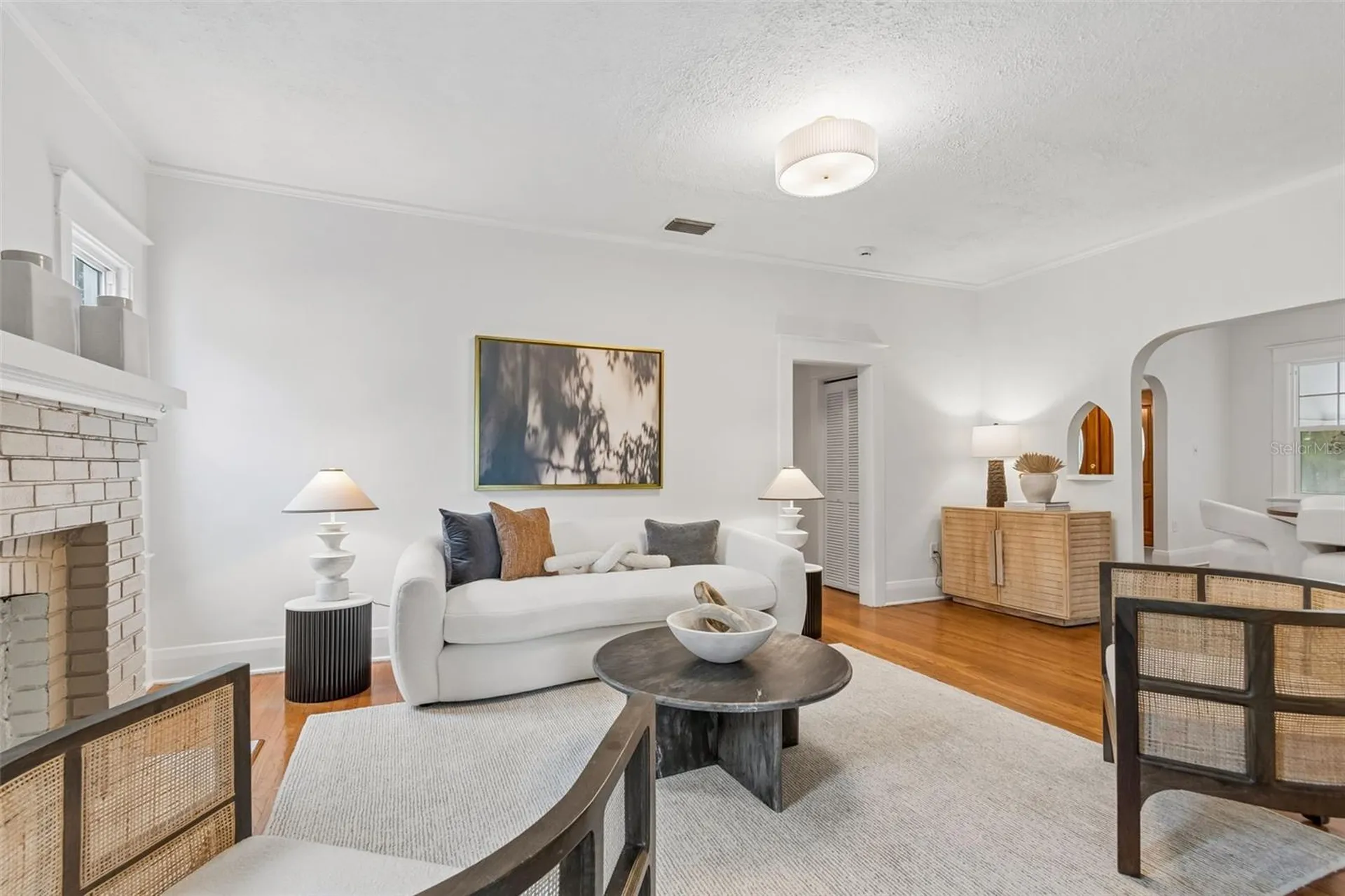 2434 W Prospect Road Tampa FL 33629