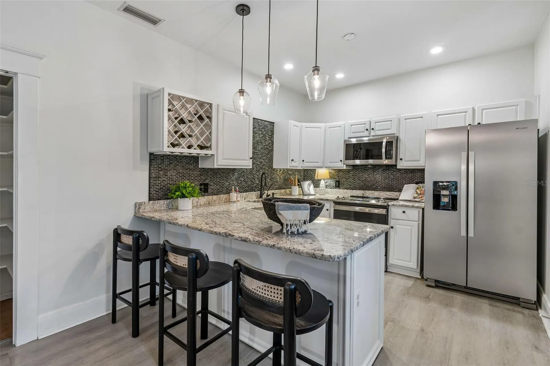 2434 W Prospect Road Tampa FL 33629