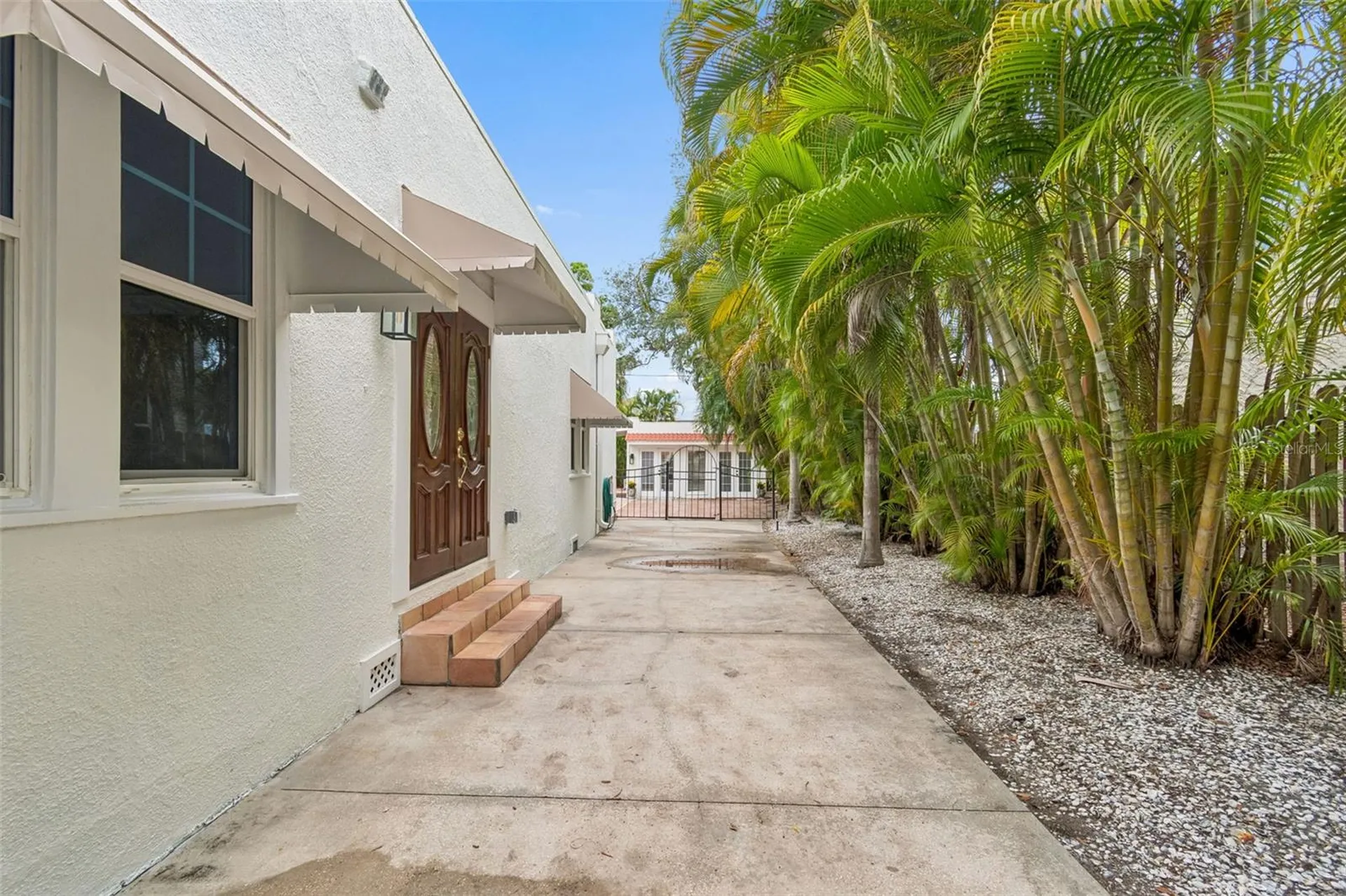 2434 W Prospect Road Tampa FL 33629