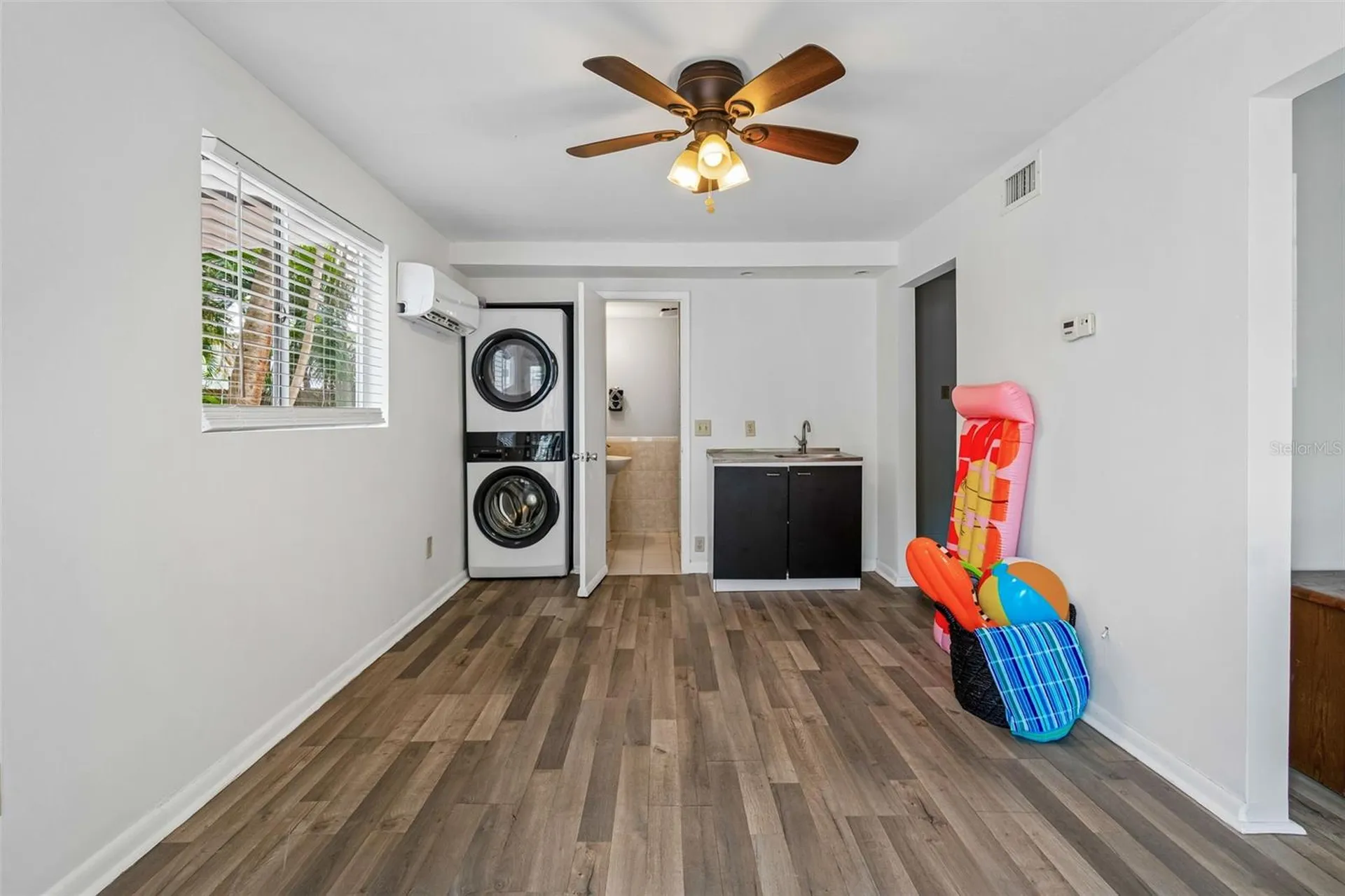 2434 W Prospect Road Tampa FL 33629