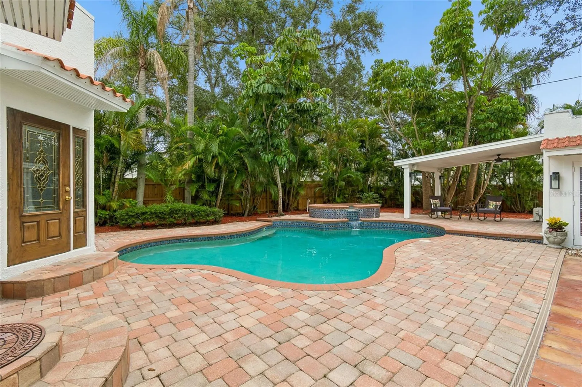 2434 W Prospect Road Tampa FL 33629