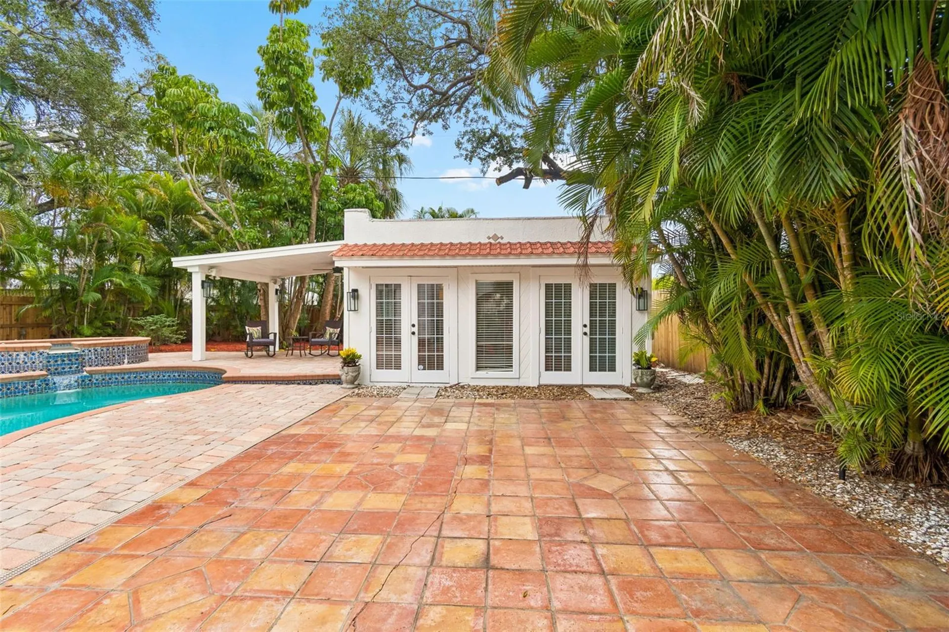2434 W Prospect Road Tampa FL 33629