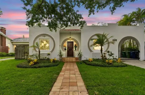 2434 W Prospect Road Tampa FL 33629