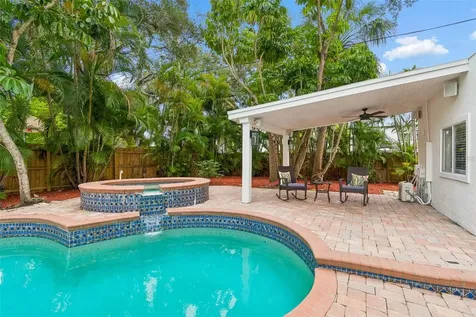 2434 W Prospect Road Tampa FL 33629