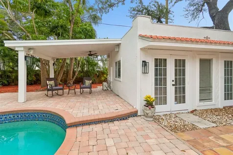 2434 W Prospect Road Tampa FL 33629