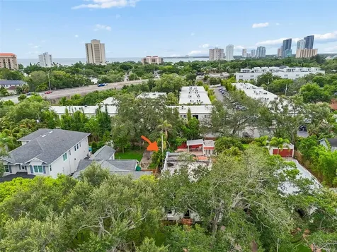 2434 W Prospect Road Tampa FL 33629